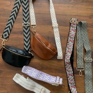 2 small crossbody bags with 8 straps (including the original coloured straps.